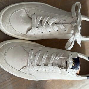 Paul Green Ivory Suede Sneakers/nwt